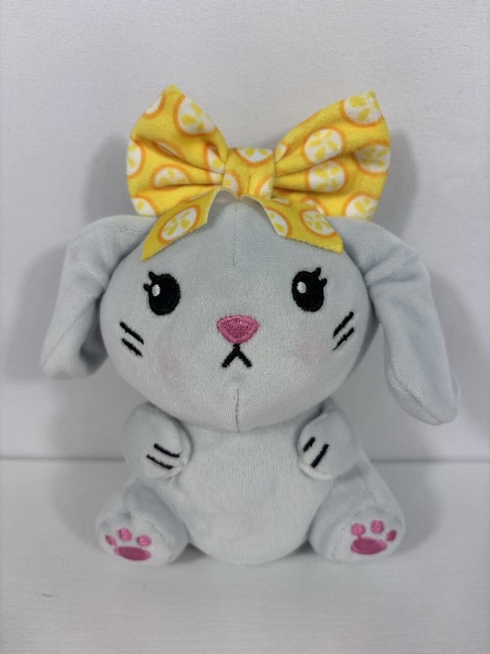 Moriah Elizabeth Lemon Bunny Rabbit Plush 6” Gray Yellow Bow ME Bonkers